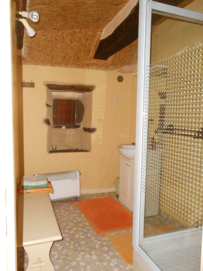 Chambre D'Hotes Des Monts Saint-Izaire Екстер'єр фото