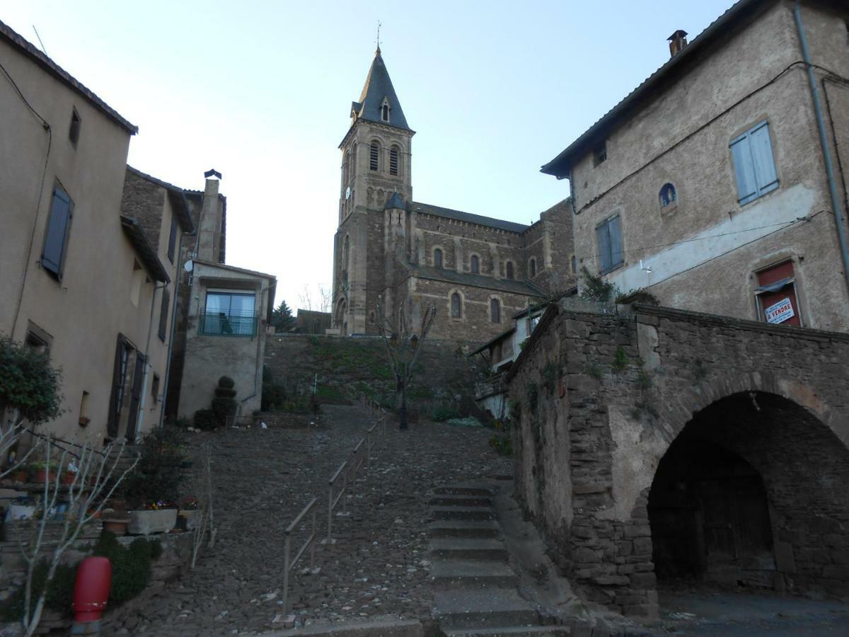 Chambre D'Hotes Des Monts Saint-Izaire Екстер'єр фото